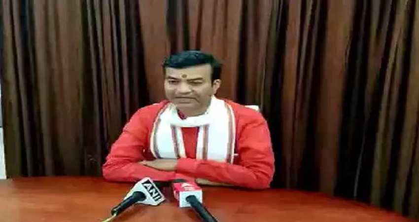अब मस्जिद के लाउडस्पीकर से परेशान हुए योगी के मंत्री, DM को लिख डाला शिकायती पत्र अब मस्जिद के लाउडस्पीकर से परेशान हुए योगी के मंत्री, DM को लिख डाला शिकायती पत्र